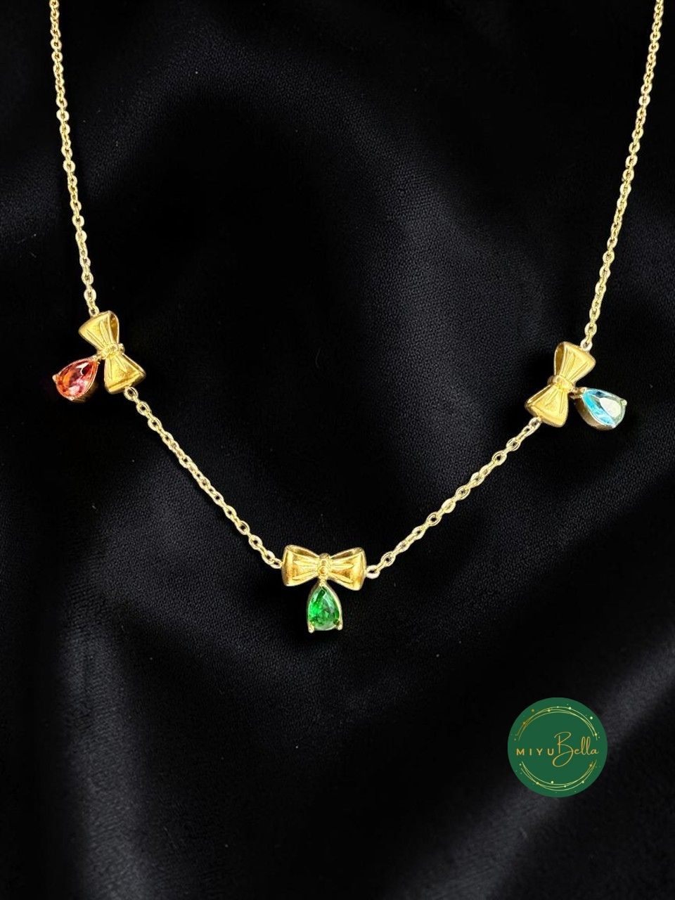 Serena - Bow Charm Necklace & Earrings Set