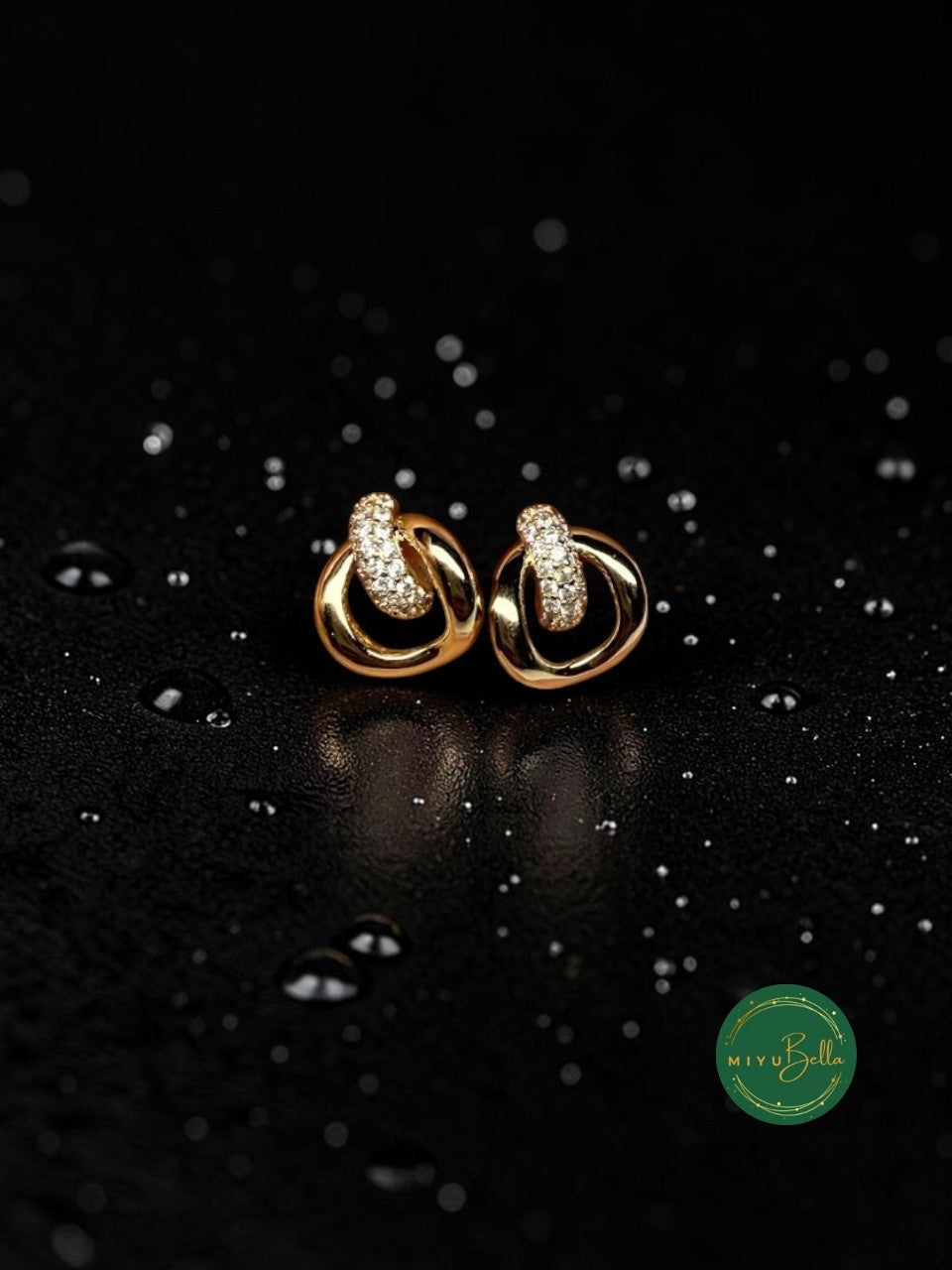 Elara - Pavé Knot Stud Earrings