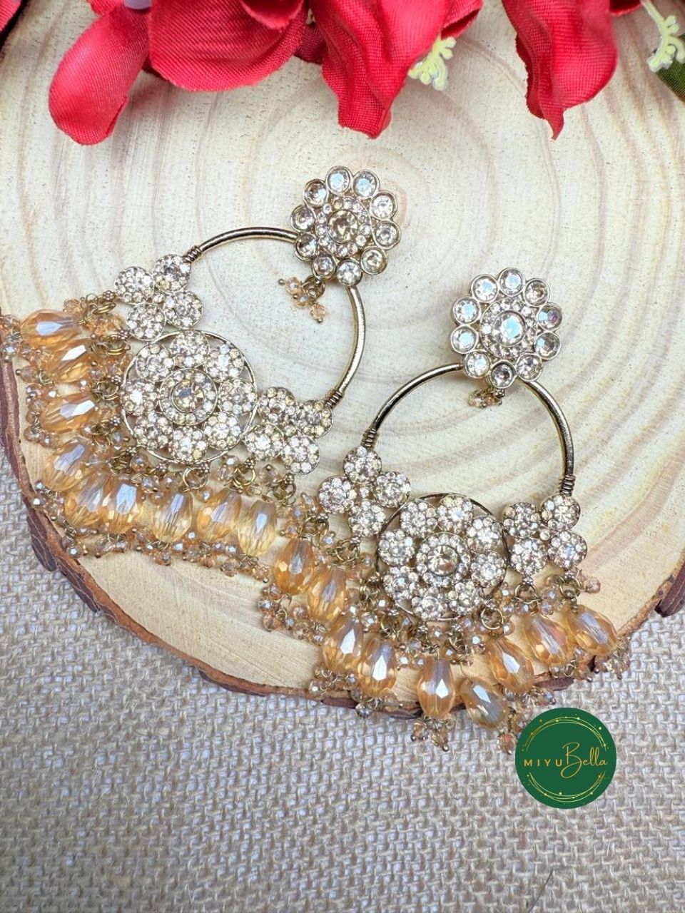 Inaara – Elegant Gold-Toned Chandbalis