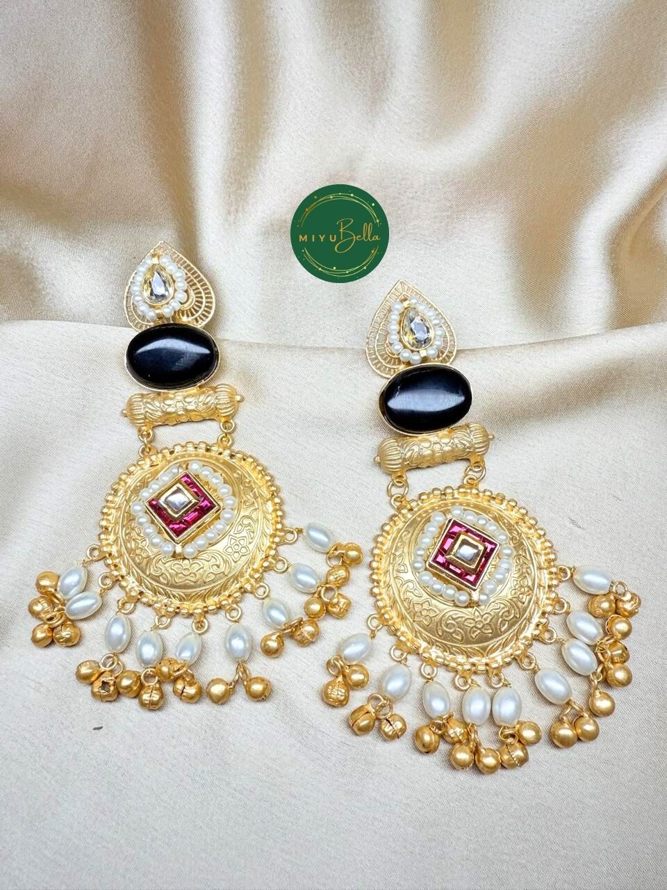 Shayla - Antique Gold Kundan Elegance