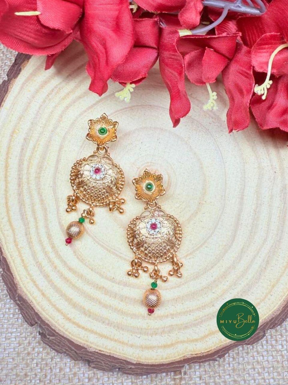 Vamika – Oxidised Gold Temple Jewellery with Kemp, Pearls & Cubic Zirconia