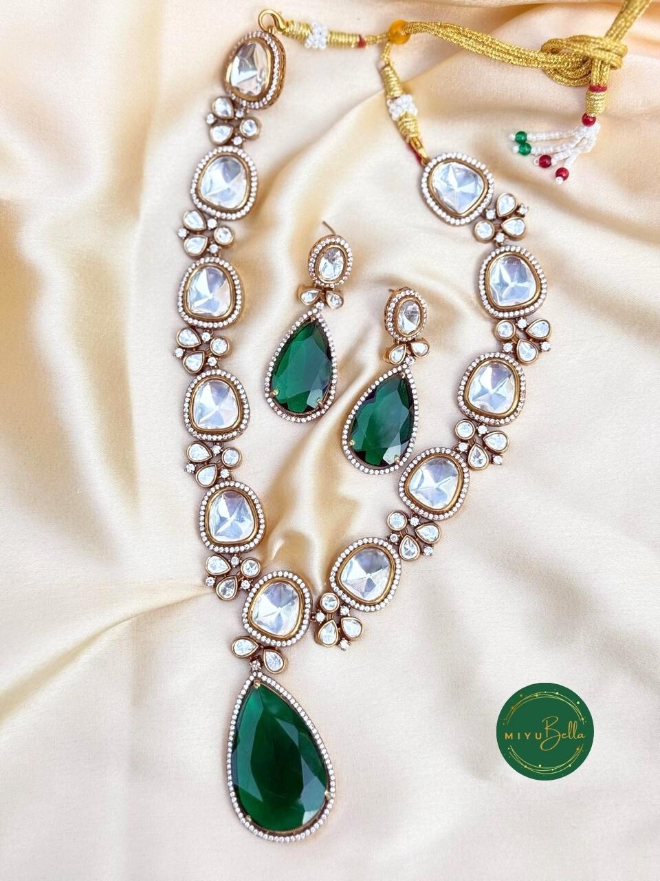 Aadhya: Moissanite Polki and Paachi Kundan Jewellery Set
