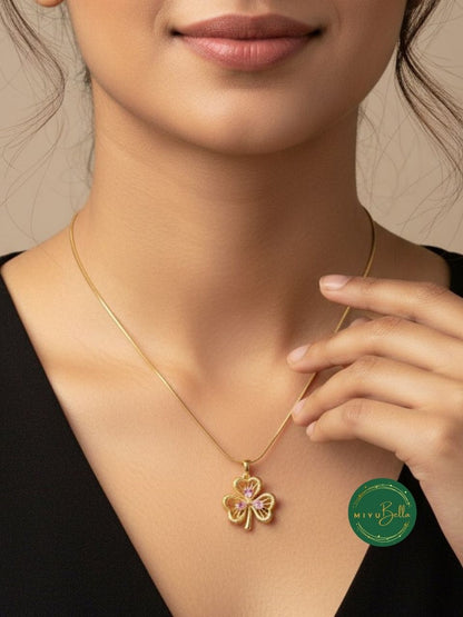 Aster - Blush Clover Pendant Necklace