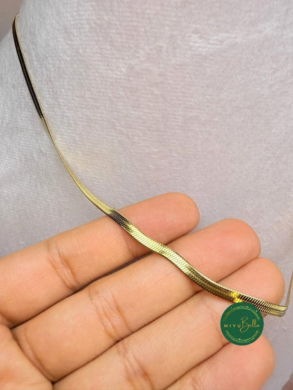 Aster - Classic Herringbone Chain