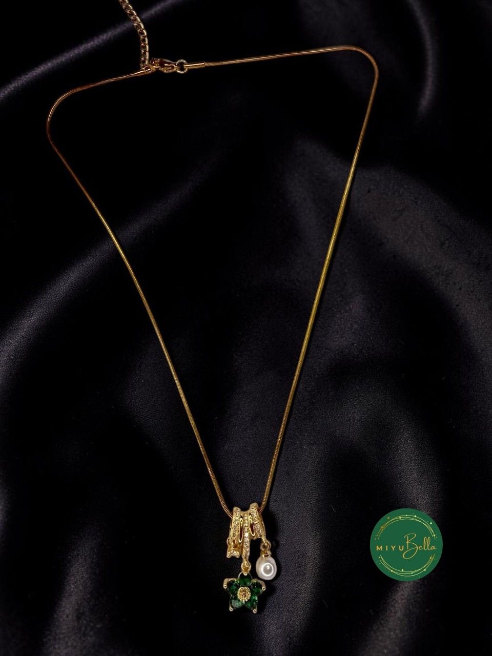 Aster - Flower Charm Pendant Necklace