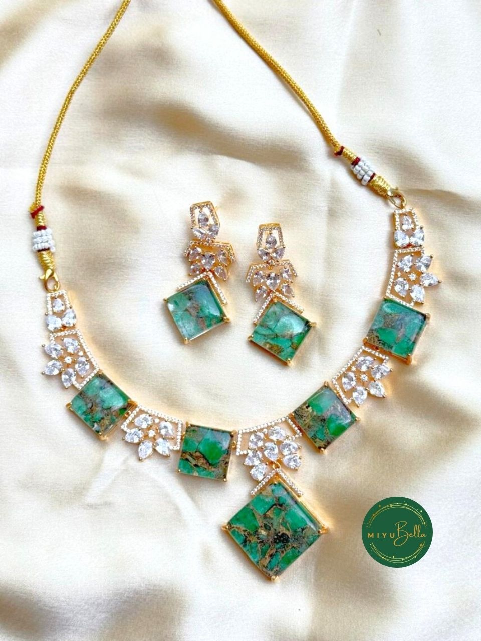 Devanshi – Copper Doublet, American Diamonds and Cubic Zirconia Set