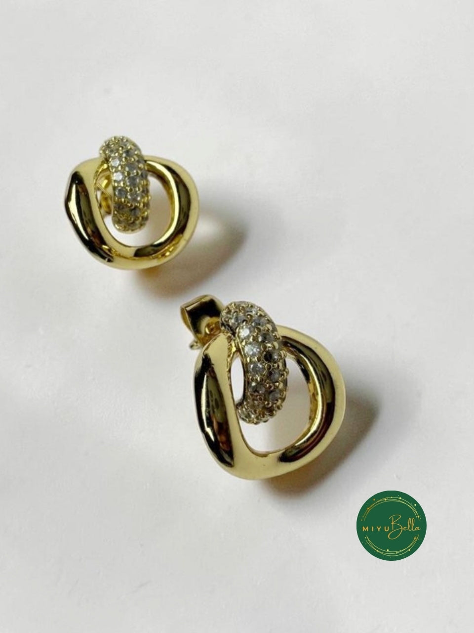 Elara - Pavé Knot Stud Earrings
