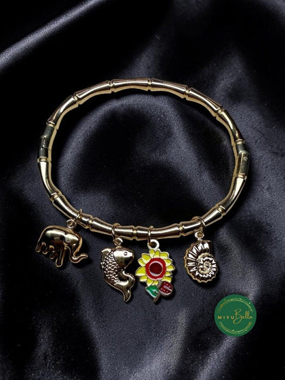 Estelle - Nature Charm Bracelet