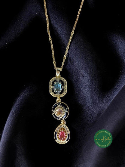 Estelle - Pendant & Earrings Set