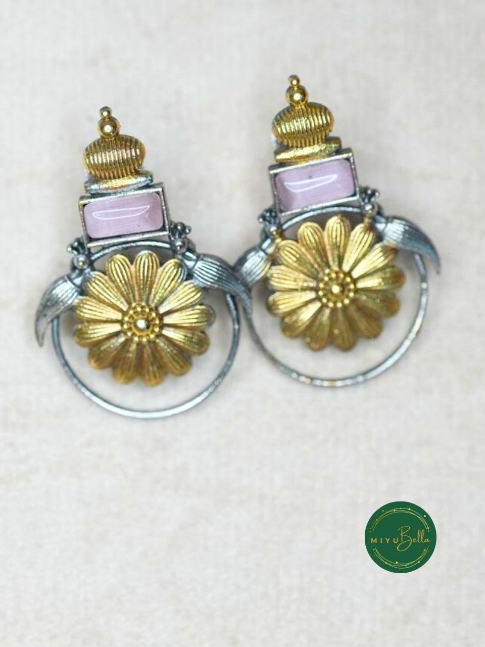 Garima – Light Pink, Floral Motif in Dual Tone Antique Finish