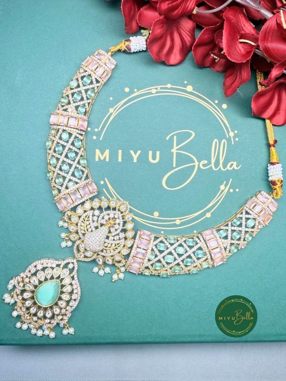 Jaanvi – Pachi Kundan, Moissanite Polki and Cubic Zirconia Necklace Set