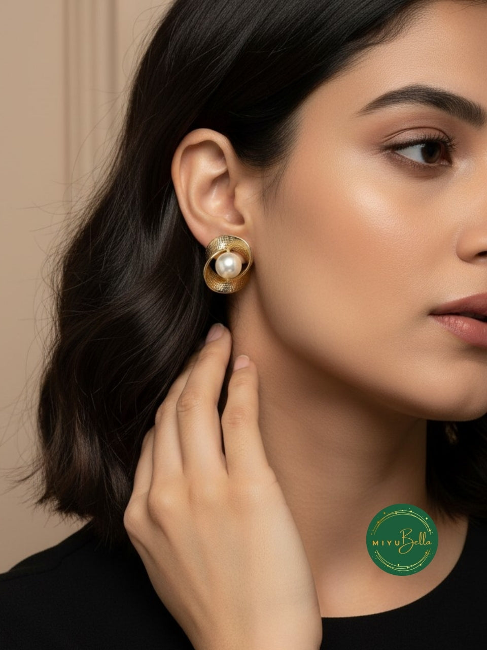 Aurelia - Pearl Orbit Stud Earrings