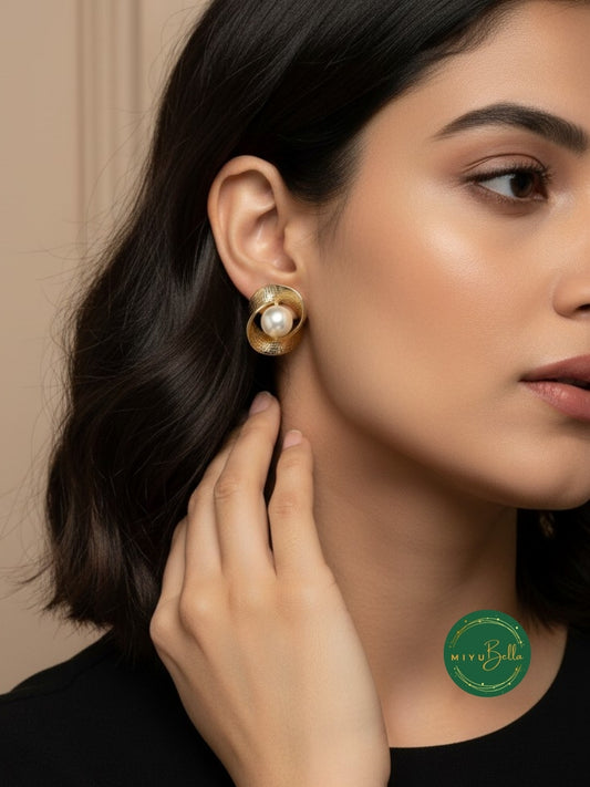 Aurelia - Pearl Orbit Stud Earrings
