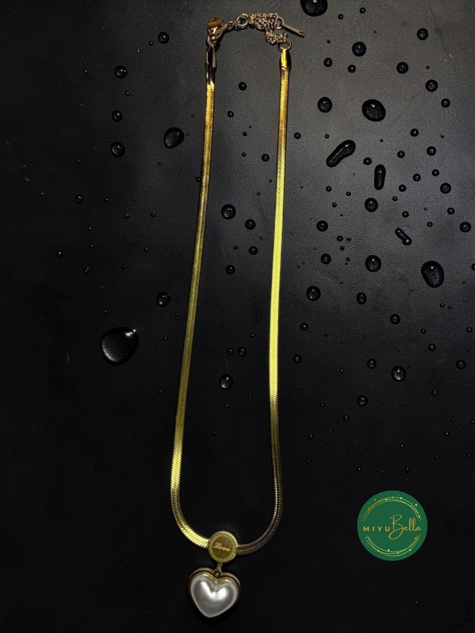 Aurelia - Heart Pendant