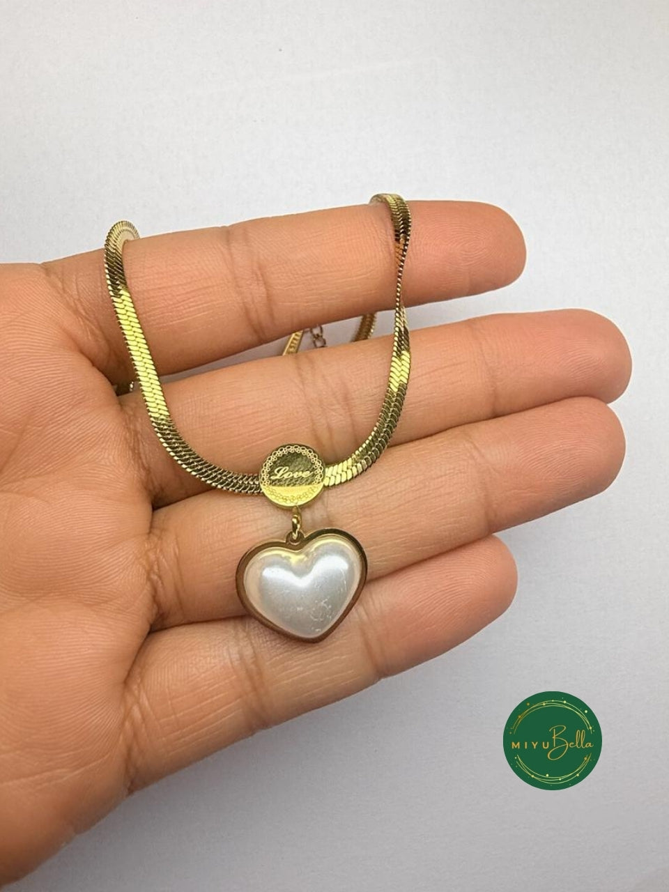 Aurelia - Heart Pendant