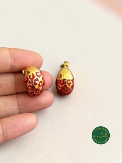 Aurelia – Textured Red Stud Earrings