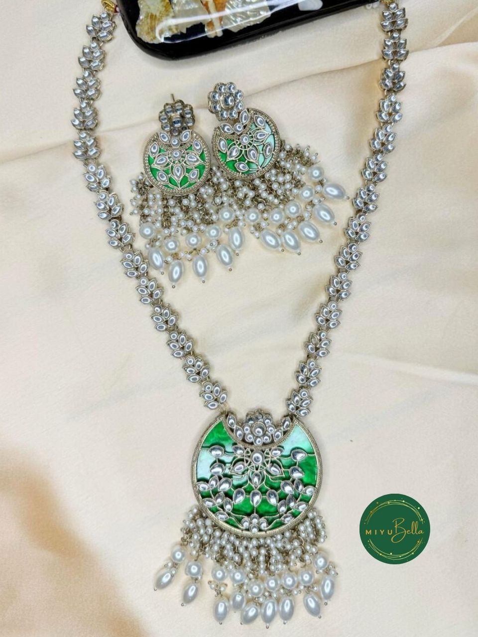 Rukmini – Kundan & Pearl Emerald Green Statement Necklace Set