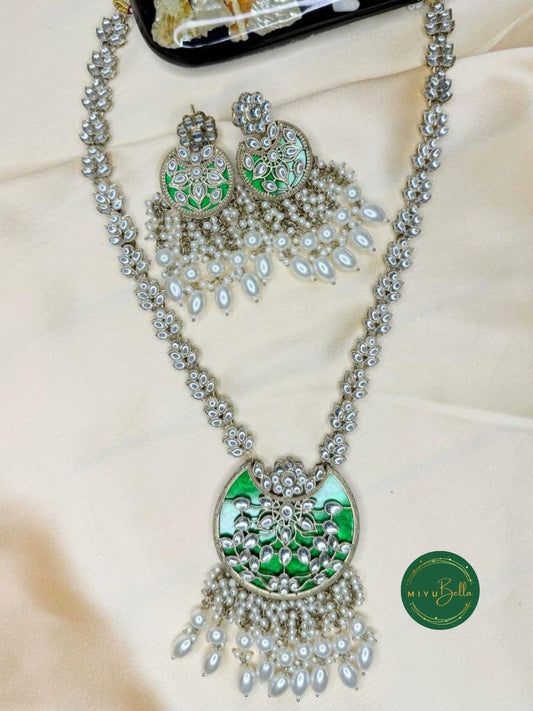 Rukmini – Kundan & Pearl Emerald Green Statement Necklace Set