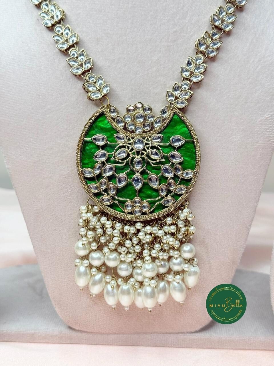 Rukmini – Kundan & Pearl Emerald Green Statement Necklace Set