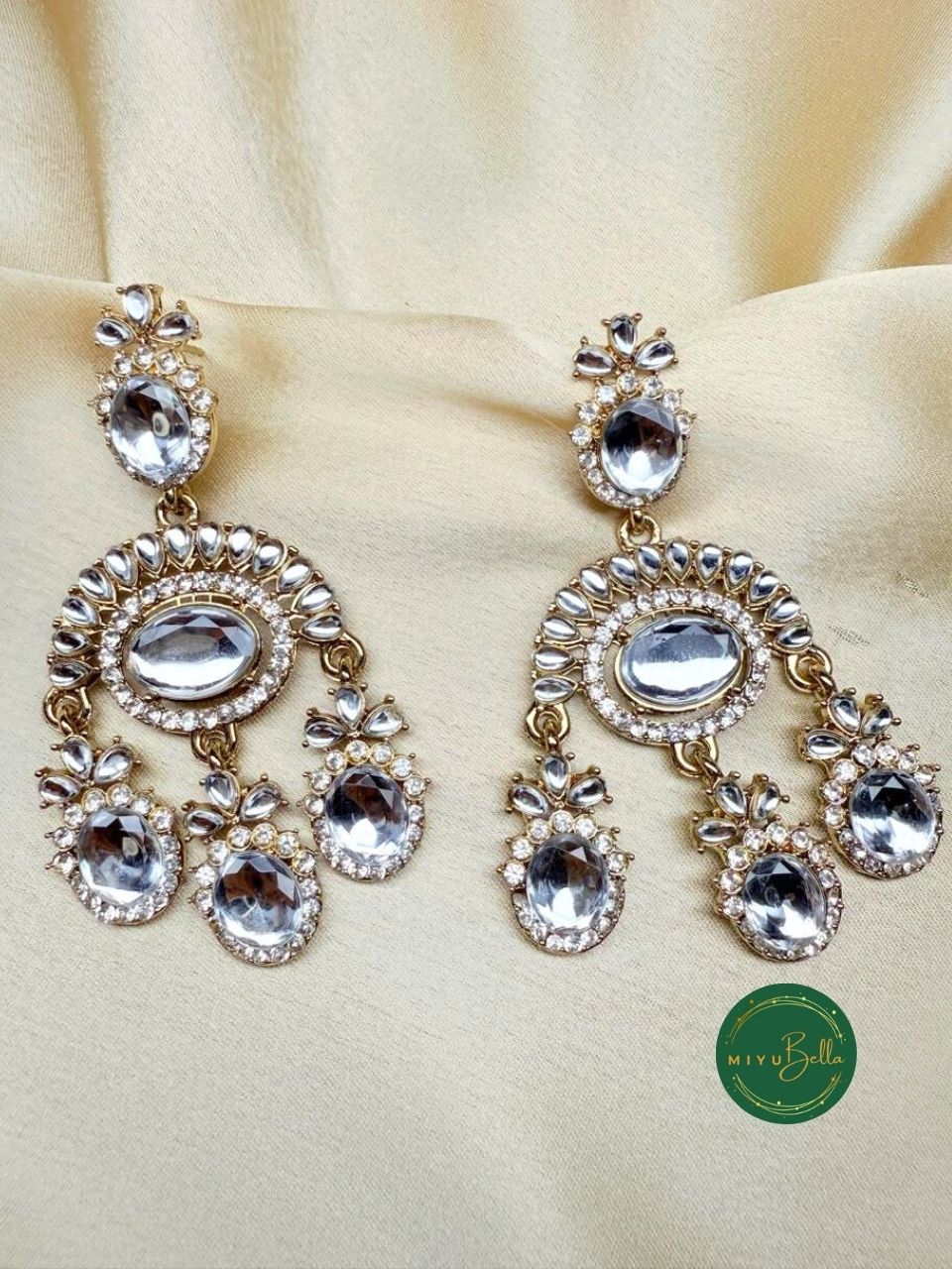 Saanchi – Antique Gold Kundan Statement Earrings