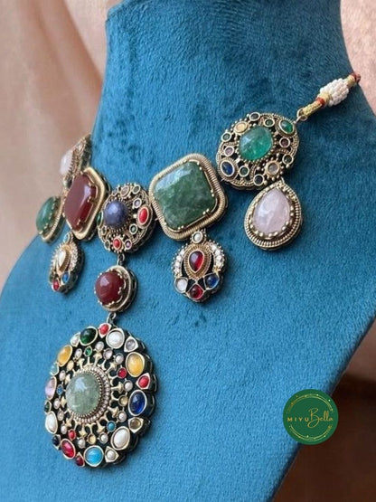 Sabhya - Vintage Statement Necklace