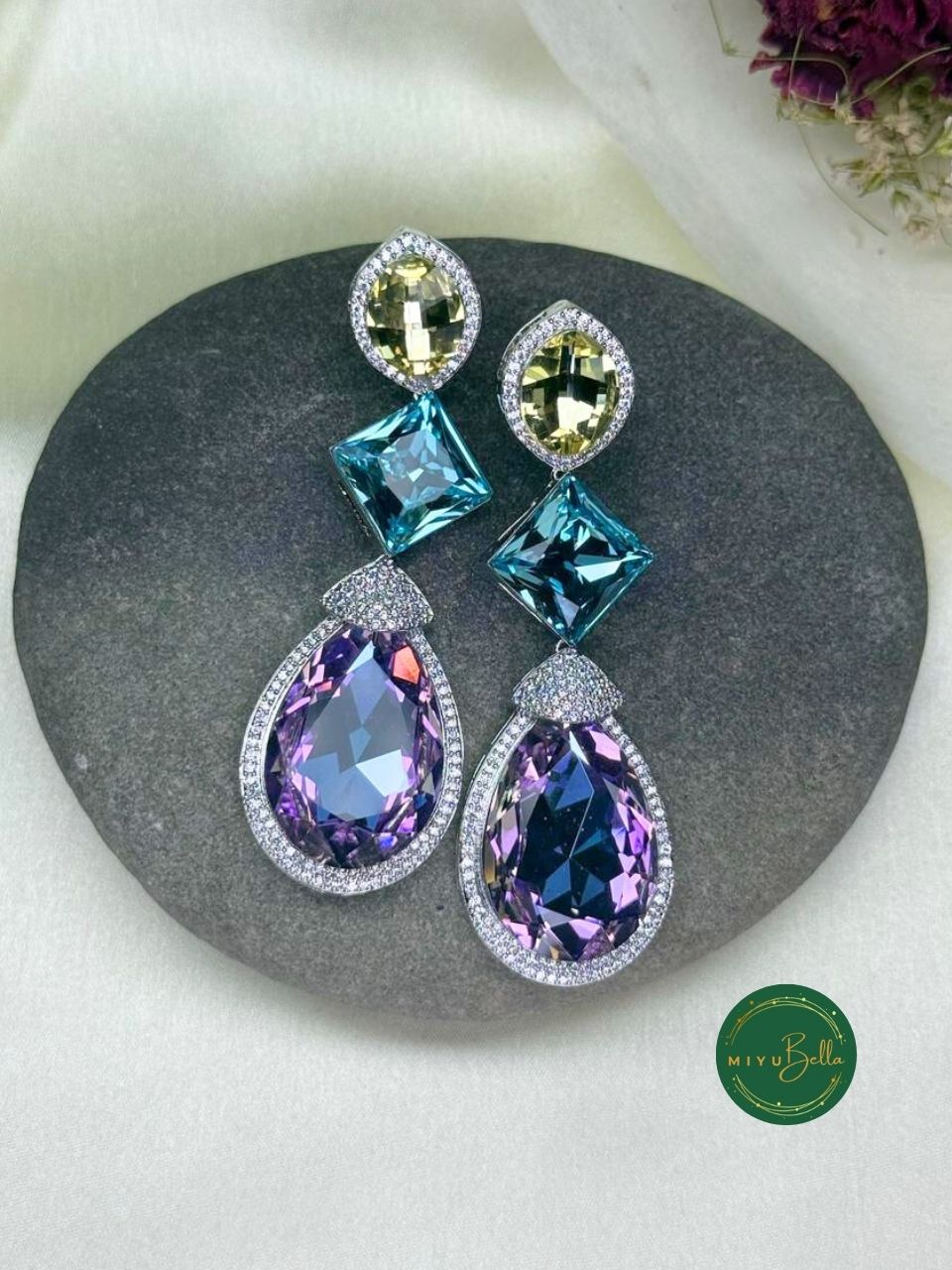 Señorita: Sparkling Austrian Crystals in Vibrant Colors