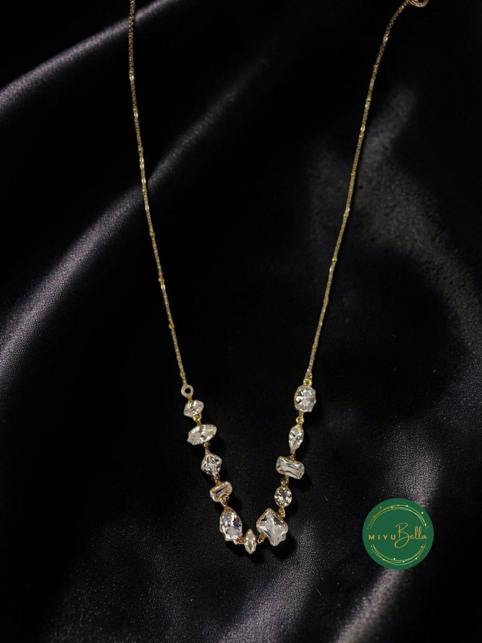 Serena - Crystal Necklace