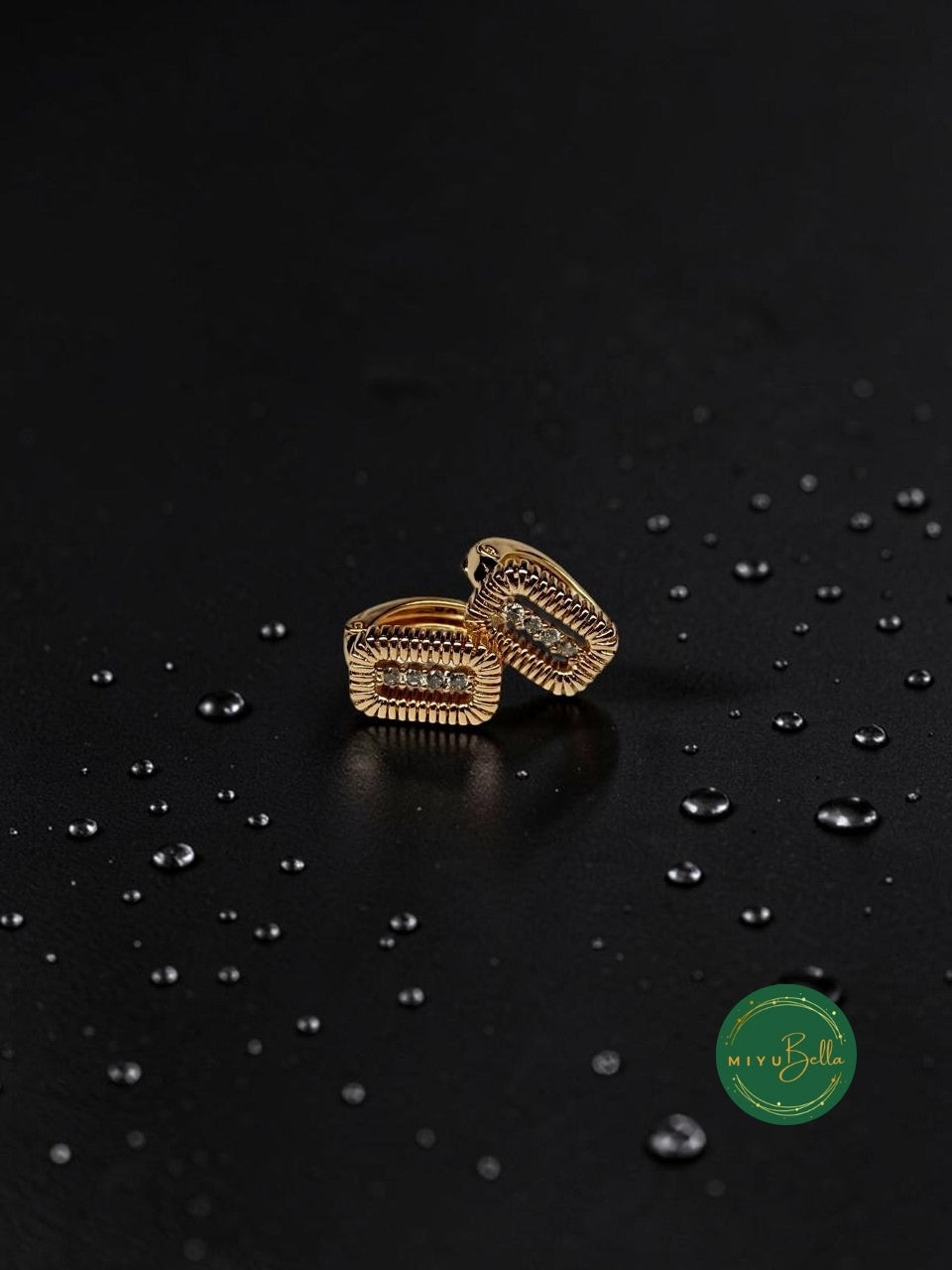 Elara - Vintage Style Stud Hoop