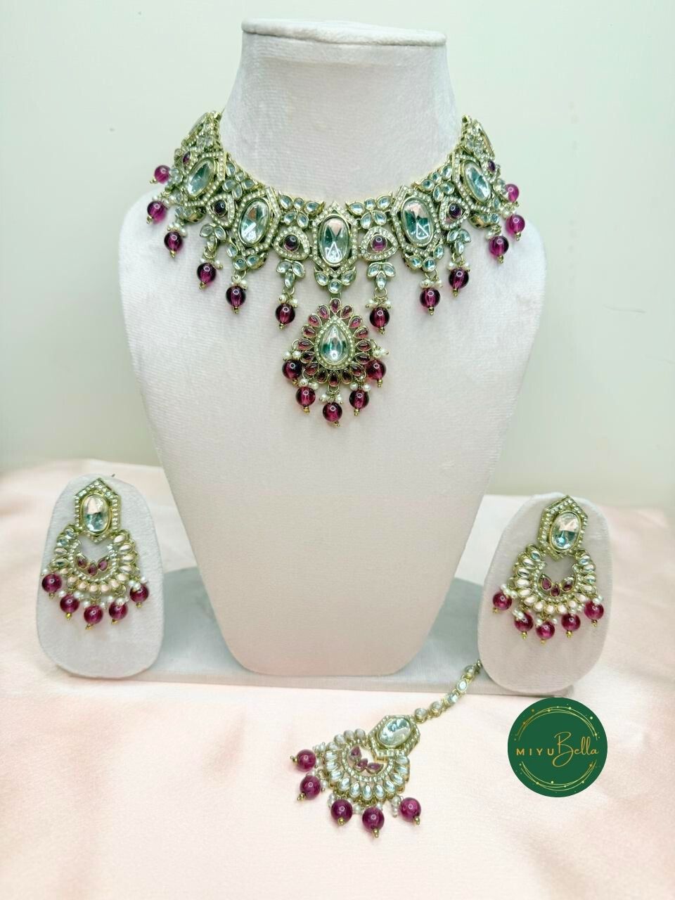Vaidahi – Antique Gold Kundan, Kemp and AD Jewellery Set
