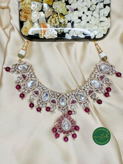 Vaidahi – Antique Gold Kundan, Kemp and AD Jewellery Set