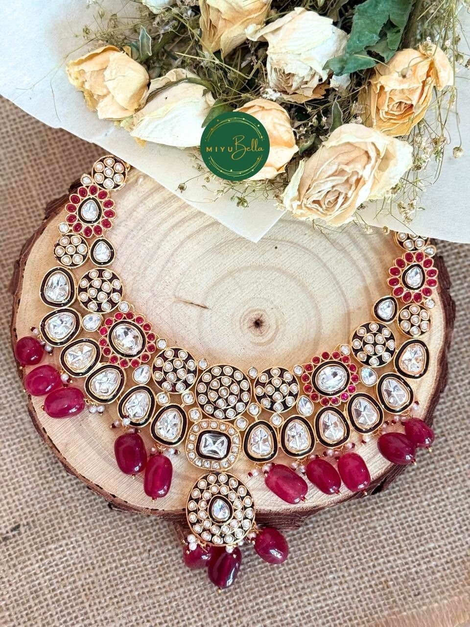 Vaidahi: Stunning Pachi Kundan and Meenakari Jewellery Set