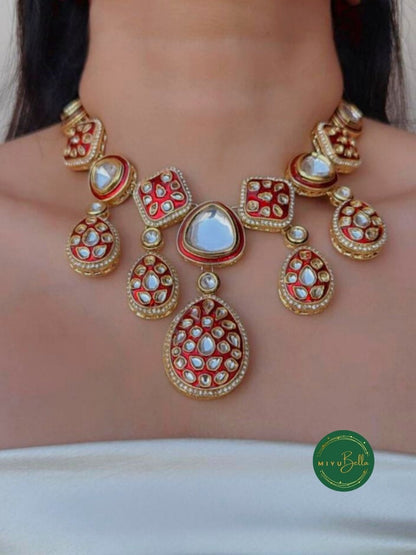 Vaidahi: Pachi Kundan and Meenakari Jewellery Set