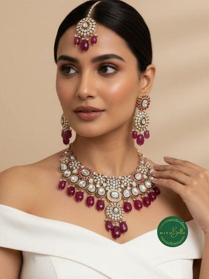 Vaidahi: Stunning Pachi Kundan and Meenakari Jewellery Set