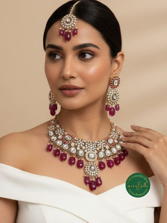 Vaidahi: Stunning Pachi Kundan and Meenakari Jewellery Set