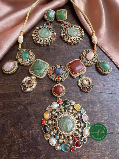 Sabhya - Vintage Indian Necklace Set
