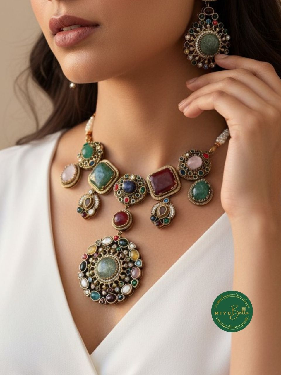 Sabhya - Vintage Indian Necklace Set