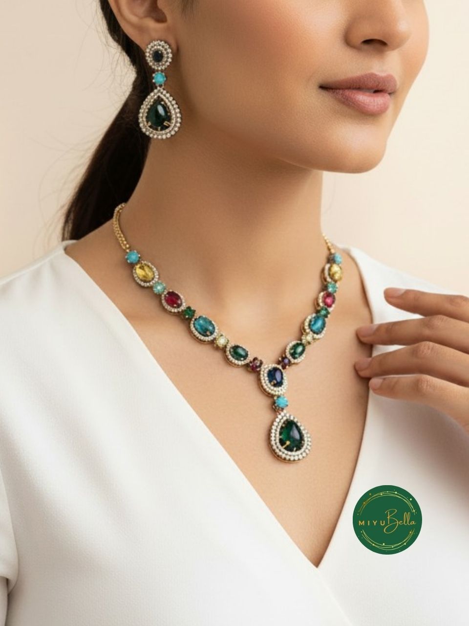 Sabhya - Vintage Emerald Drop Necklace Set