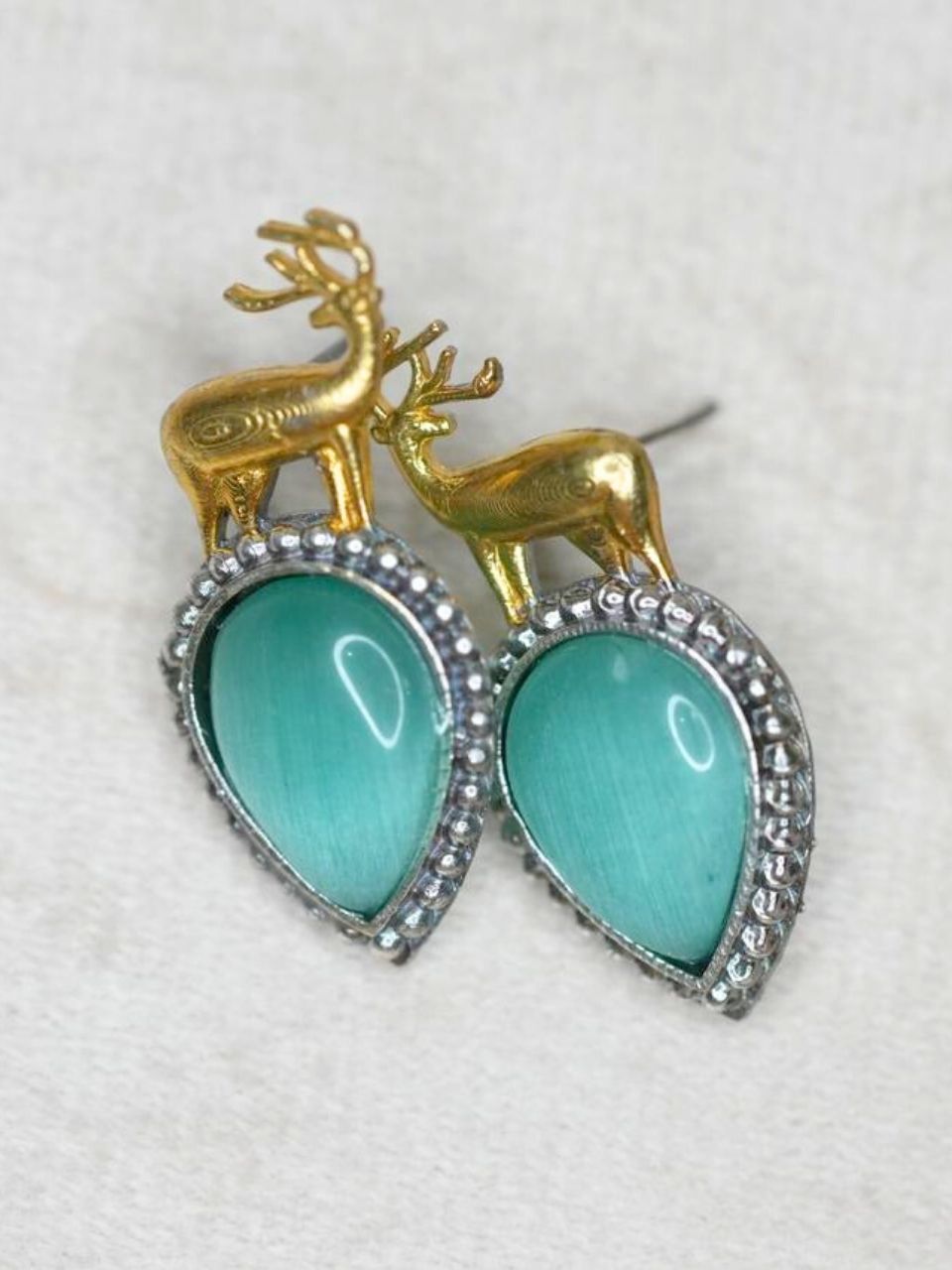 Garima – Dual Tone Antique Finish in Hypoallergenic Brass