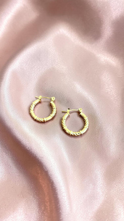 Aurelia - Classic Hoop Earrings