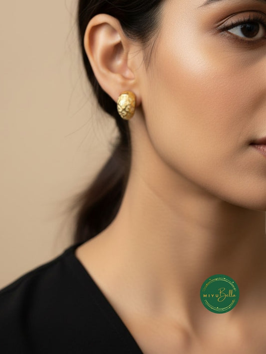 Aurelia – Textured White Stud Earrings